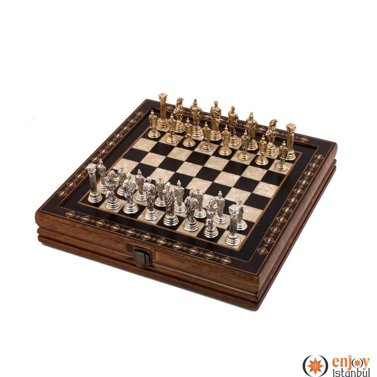 Hero SML Chess Set / With Metal Figures - Black
