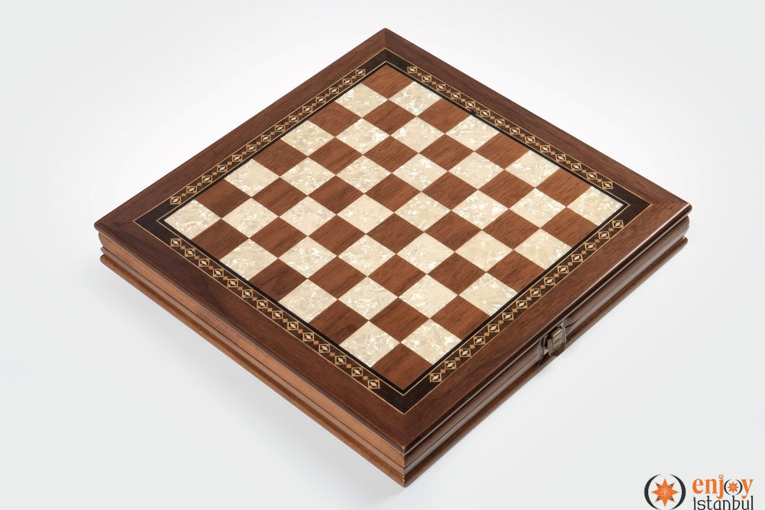 Selge Medium Size Chess Set 35cm - Walnut
