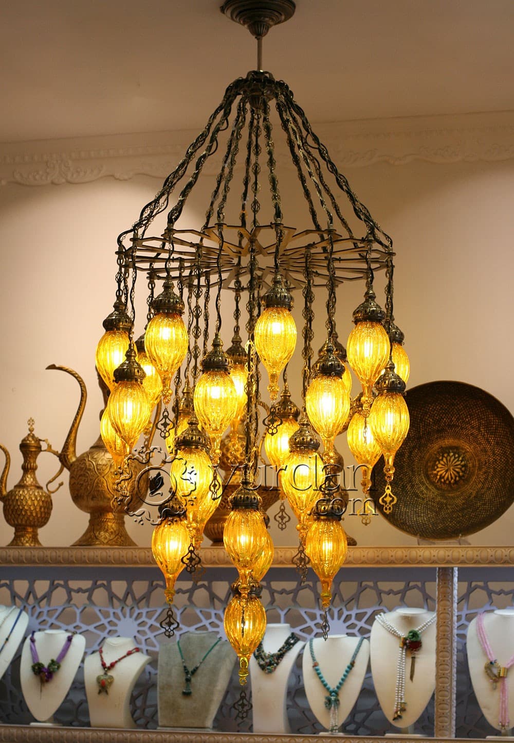 Pyrex Glass Ottoman Chandelier with 25 Globes