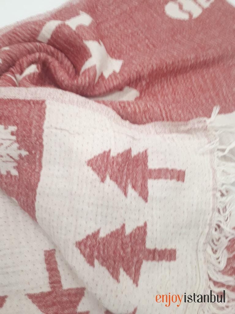 Nature-Inspired Deer Design Red and White Bath Towel