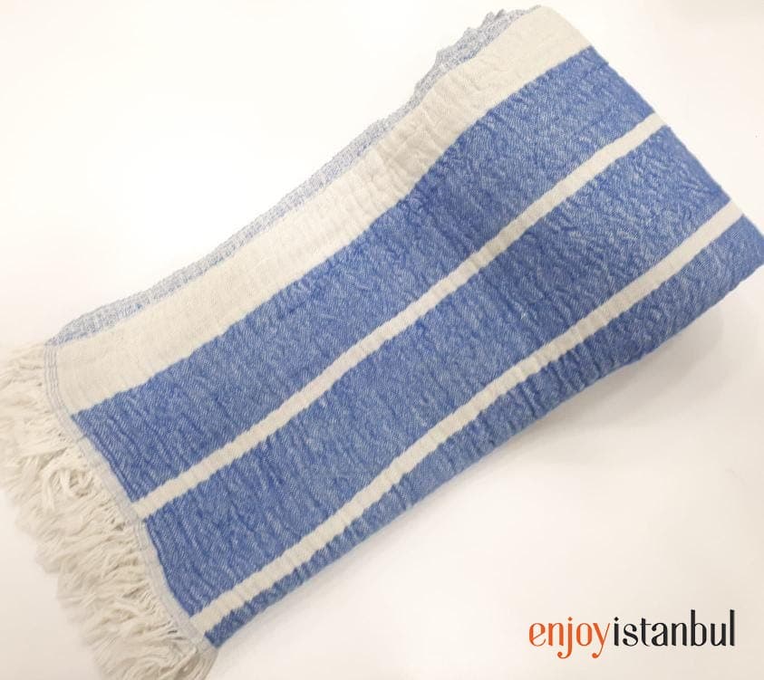 Blue and White Bath Towel: Refreshing Sea Breezes