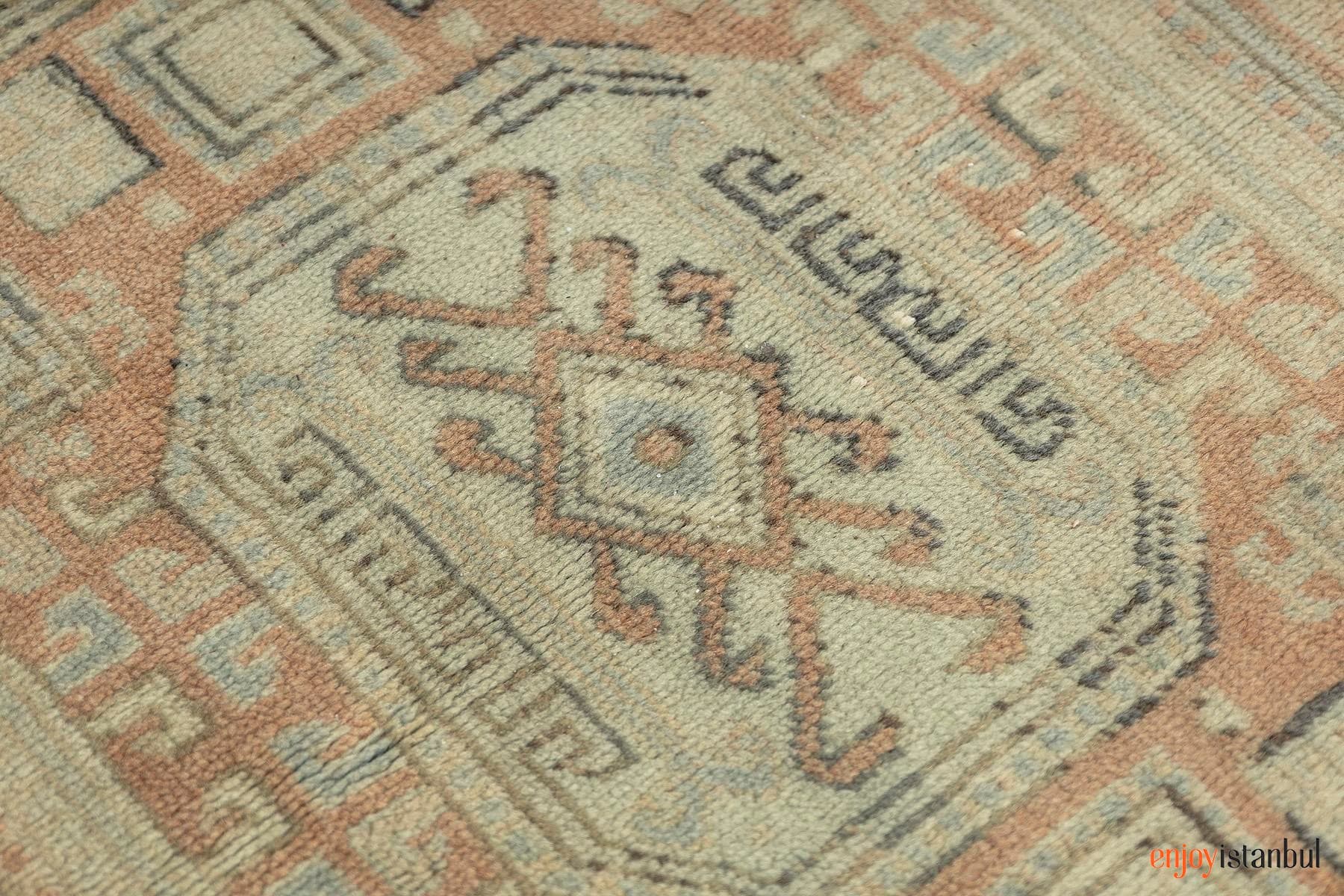 Kayseri Carpet Rug (6.5 x 9.8 ft) - 250160