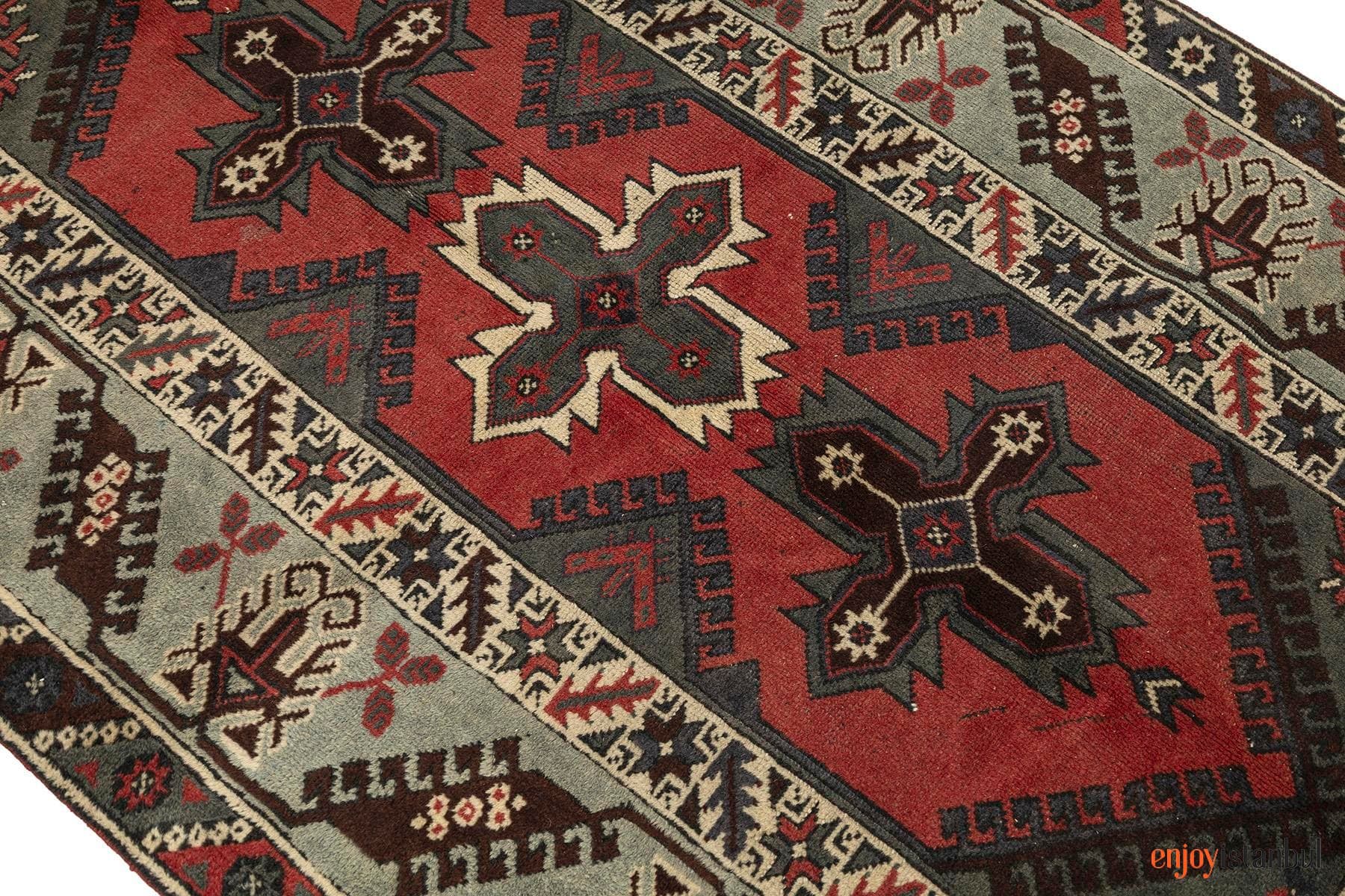 Dosemealtı Carpet Rug (4.0 x 6.3 ft) - 250254