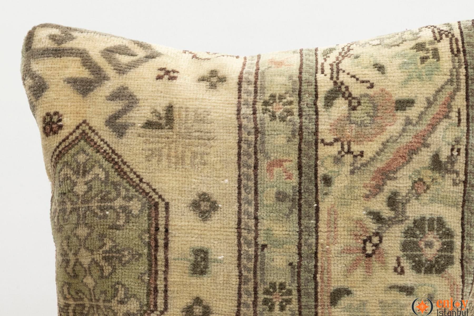 16x16 inches (40x40 cm) Kilim Pillow - 40405927