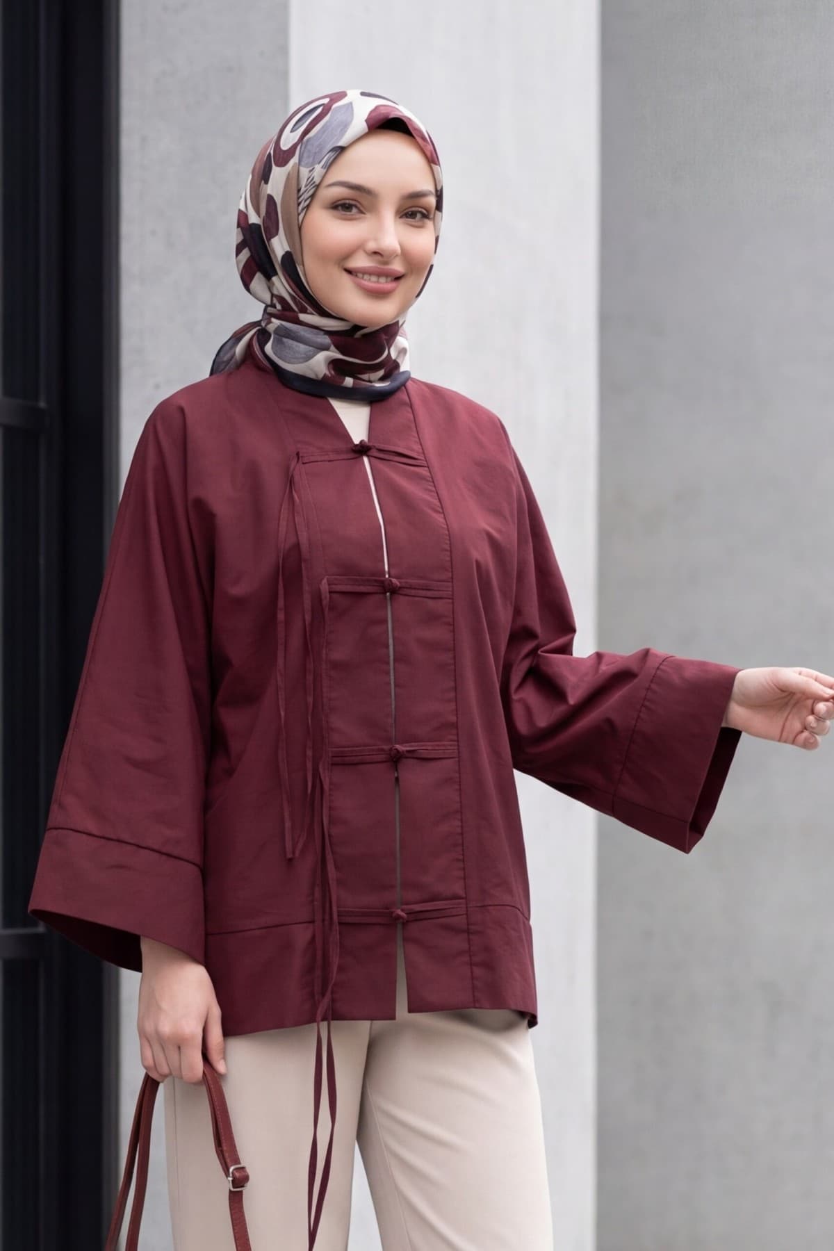 Chinese Knot Closure Mandarin Collar Parachute Kimono